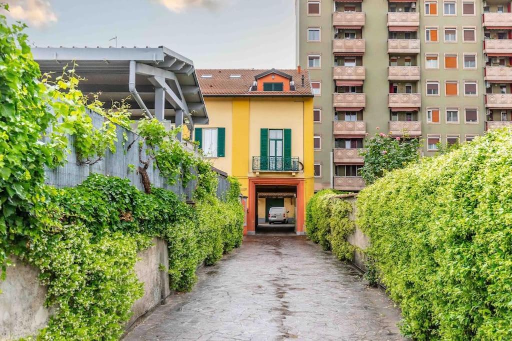 Relax Stay In A Typical Milan Courtyard - Navigli Luaran gambar